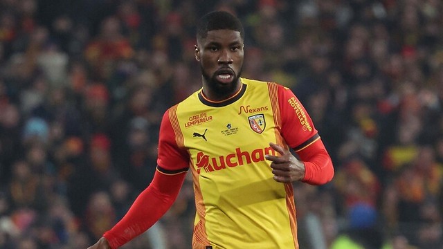 Fenerbahçe'de Kevin Danso sesleri